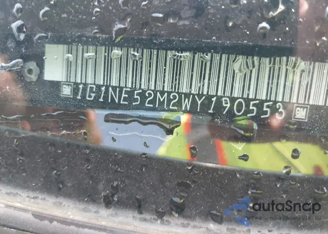 1998 Chevrolet Malibu Ls z USA, uszkodzony, nr VIN 1G1NE52M2WY190553